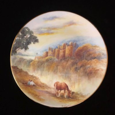 Комплект тарелок "Historic Castles" Worcester