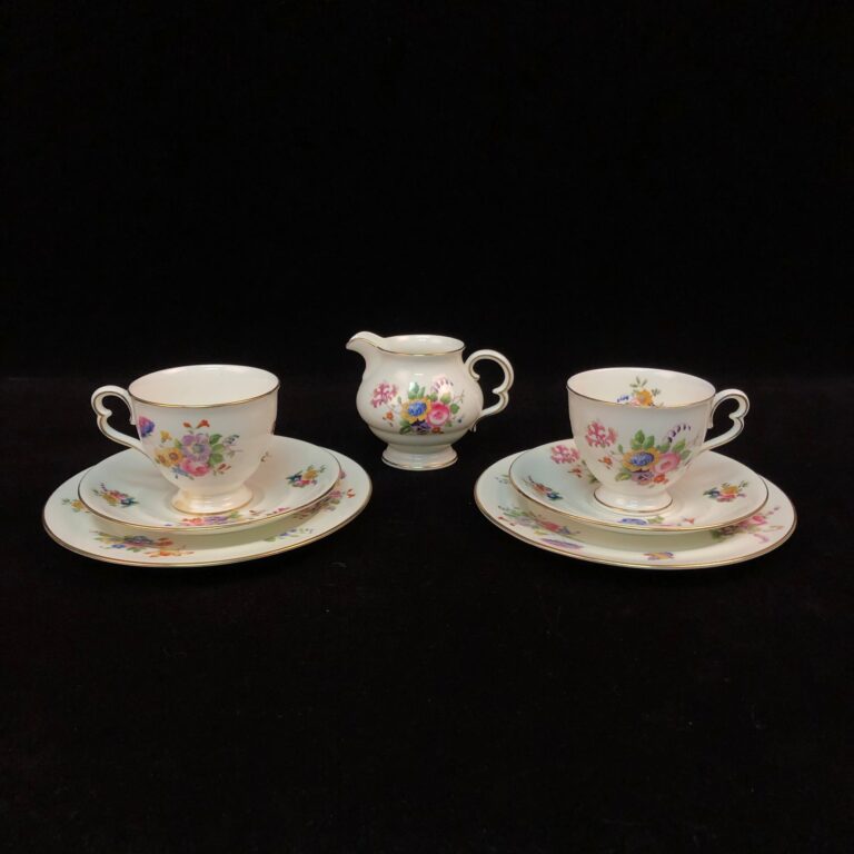 Чайное трио, молочник CAULDON CHINA
